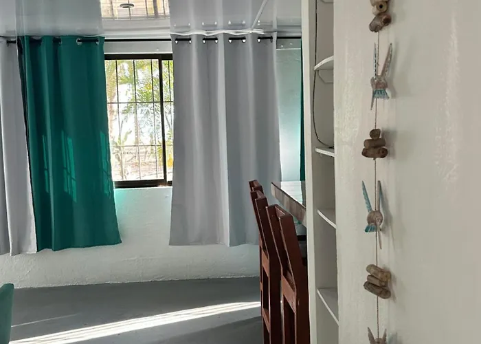 Front Bahia Hotel 2*